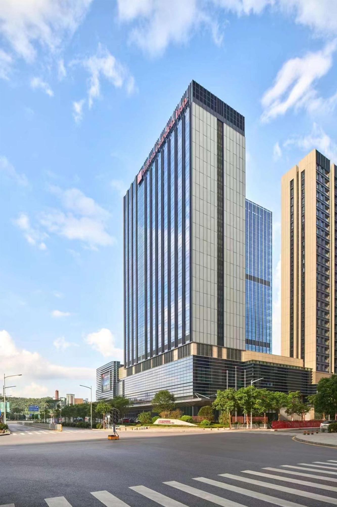 Hilton Garden Inn Shenzhen Guangming Exteriör bild